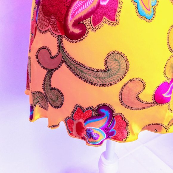 Trina Turk Silk Blouse Top Yellow Florals - Picture 7 of 7